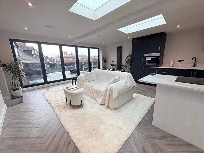 3 Bedroom Penthouse To Rent In The Penthouse, Welsh Row, Nantwich, Cheshire, CW5