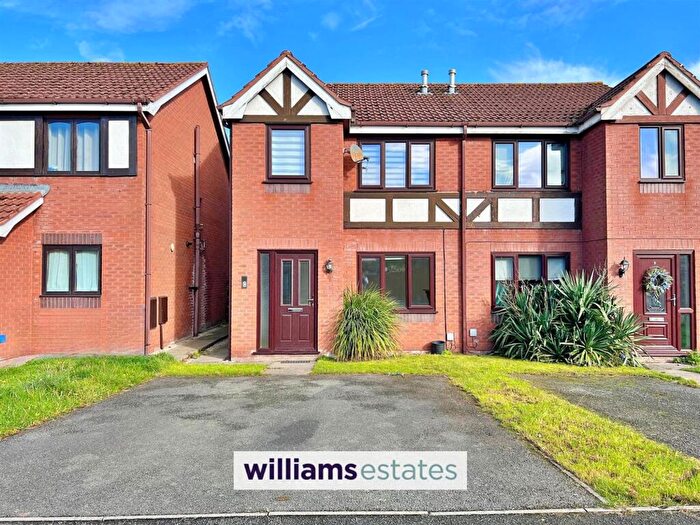 3 Bedroom Semi-Detached House For Sale In Rhyl Road, Denbigh, LL16