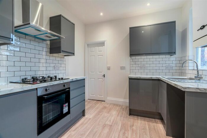 2 Bedroom Flat To Rent In Rokeby Terrace, Heaton, NE6