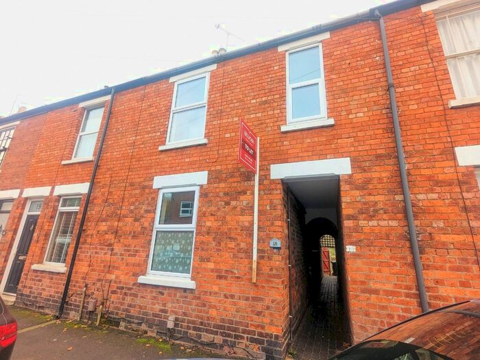 3 Bedroom Terraced House To Rent In Redcross Street, Grantham, NG31