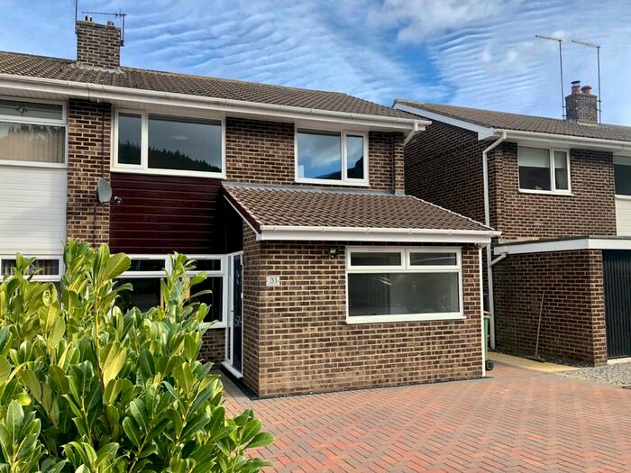 3 Bedroom Semi-Detached House For Sale In Tedworth Close, Guisborough, Cleveland, TS14