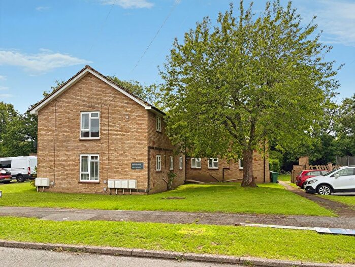 3 Bedroom Flat For Sale In Downer Drive, Sarratt, Rickmansworth, Hertfordshire, WD3