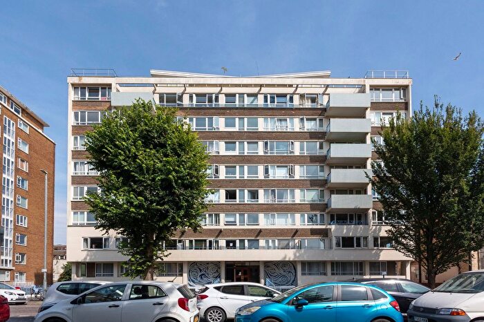 1 Bedroom Flat For Sale In The Drive, Hove, BN3