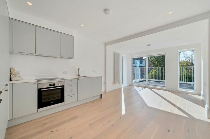 1 Bedroom Flat To Rent In Clarendon Rise, Lewisham, London, SE13