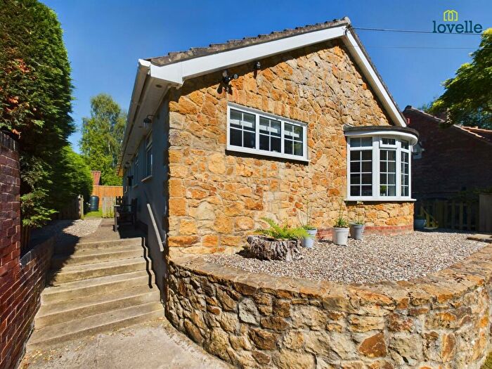 2 Bedroom Detached Bungalow For Sale In Kingsway, Tealby, LN8
