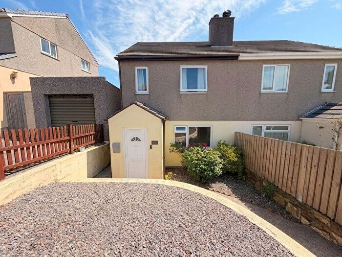 3 Bedroom Semi Detached House For Sale In Valley Gardens, Voguebeloth, TR16