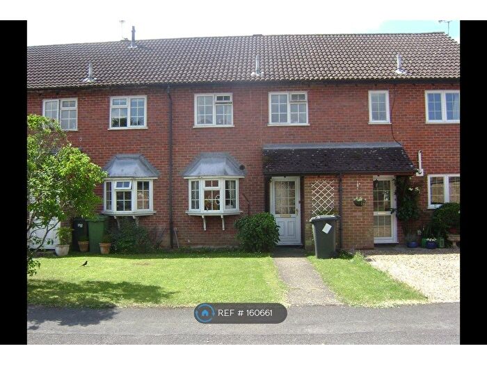 3 Bedroom Terraced House To Rent In Yeomans Lane, Liphook, GU30