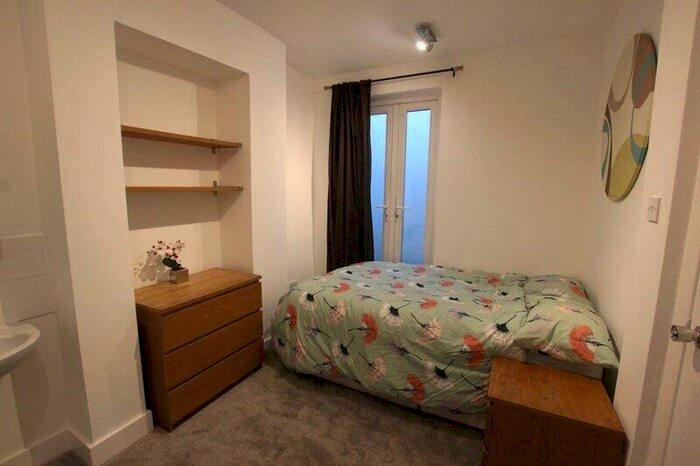 Property To Rent In Lower Road, London, SE16