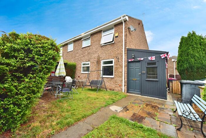 1 Bedroom Semi-Detached House For Sale In Whitehill Road, Brinsworth, Rotherham, South Yorkshire, S60