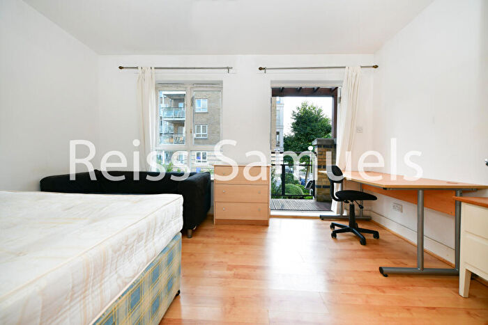 5 Bedroom Terraced House To Rent In Ferry Street, Isle Of Dogs, London, E14