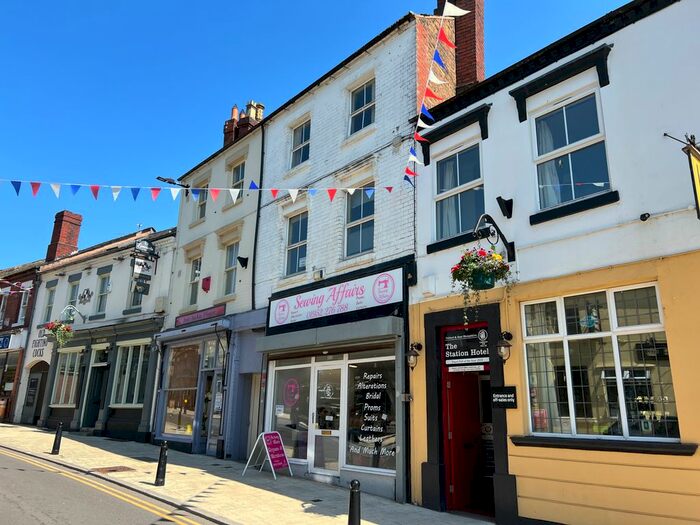 1 Bedroom Flat To Rent In Market Street, Oakengates, Telford, TF2
