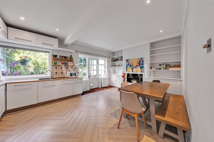 4 Bedroom Semi-Detached House To Rent In Crewys Road, London, NW2