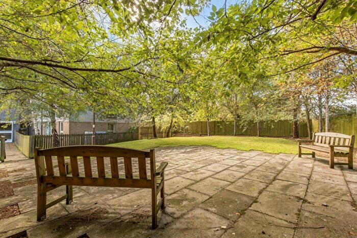 2 Bedroom Flat For Sale In / Duff Street, Dalry, Edinburgh, EH11