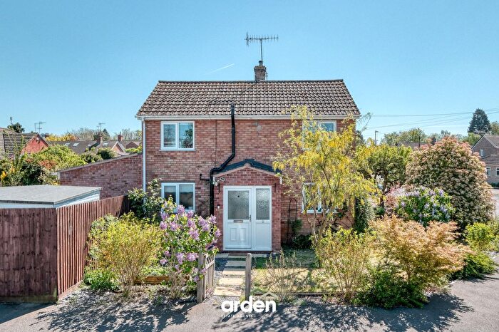 3 Bedroom Semi-Detached House For Sale In Hetherington Close, Kempsey, WR5