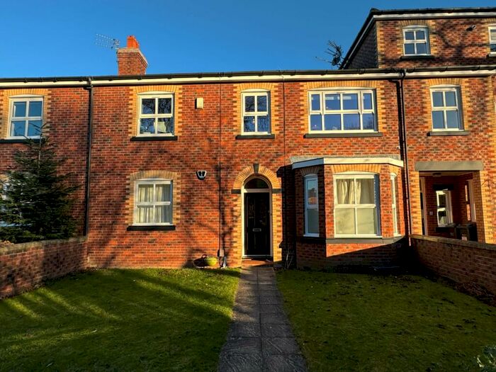 2 Bedroom Flat To Rent In Elm Grove, Didsbury, Manchester, M20