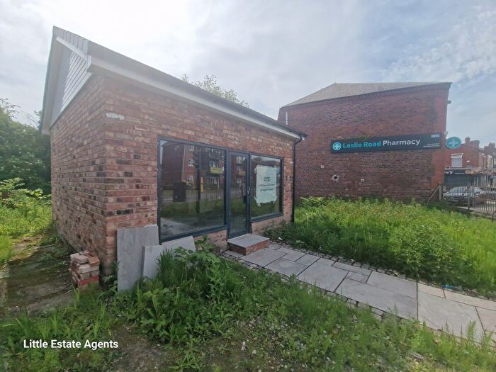 Retail Property To Rent In Thatto Heath Road, St. Helens, WA10