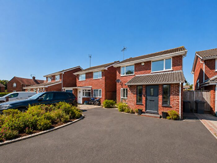 3 Bedroom Detached House For Sale In Bittern Avenue, Abbeydale, Gloucester, GL4