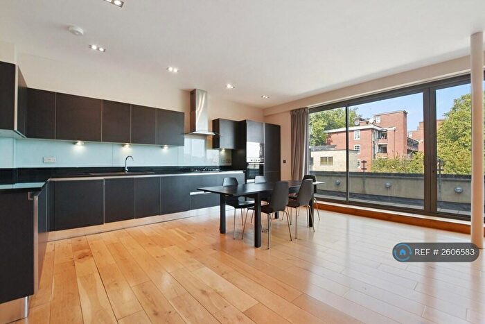3 Bedroom Penthouse To Rent In Ferdinand Place, London, NW1