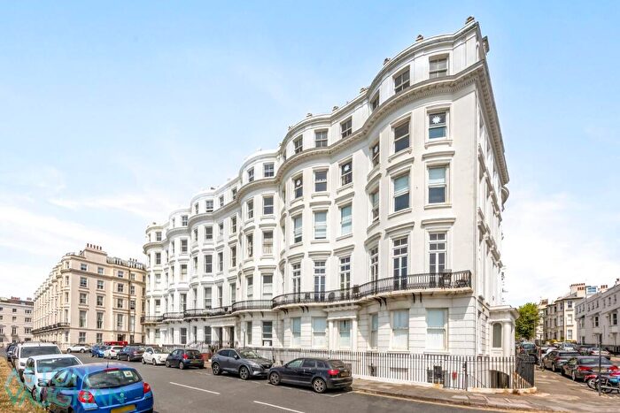 2 Bedroom Apartment For Sale In Clarendon Terrace, Brighton, East Sussex, BN2