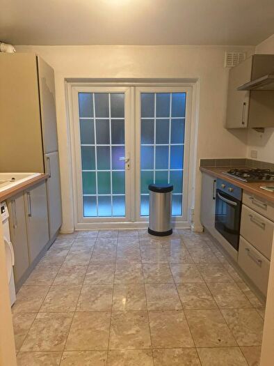 1 Bedroom Flat To Rent In Lee High Road, London, SE12