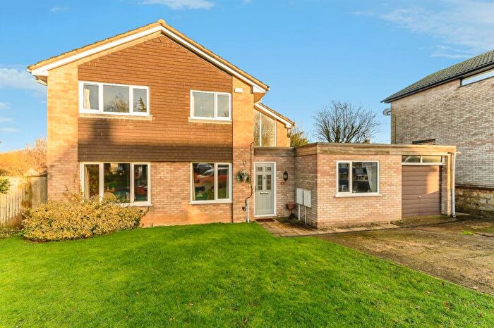 4 Bedroom Detached House For Sale In Lea View, Ryhall, Stamford, PE9