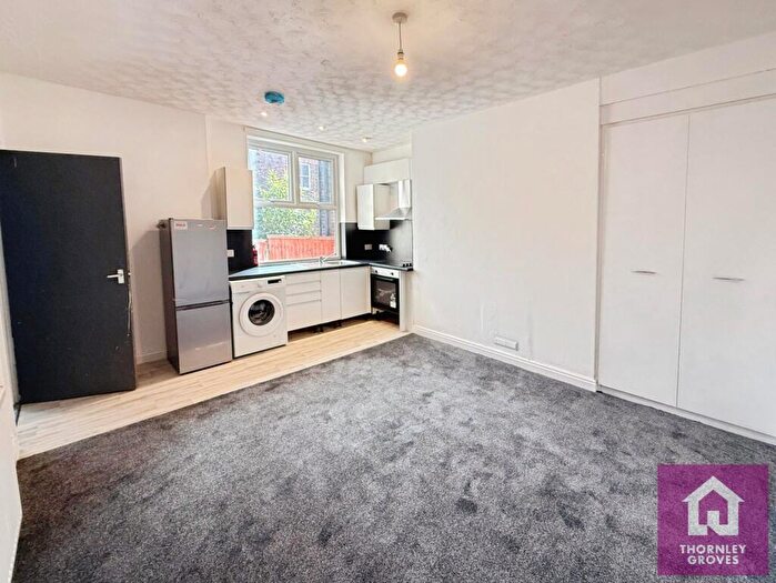 1 Bedroom Flat To Rent In Belgrave Crescent, Eccles, Manchester, Greater Manchester, M30