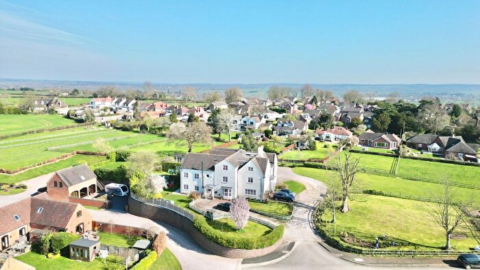 5 Bedroom Property For Sale In Coppenhall Hall, Coppenhall, ST18