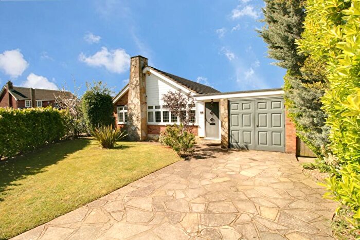 3 Bedroom Detached Bungalow For Sale In Warwick Close, Orpington, BR6