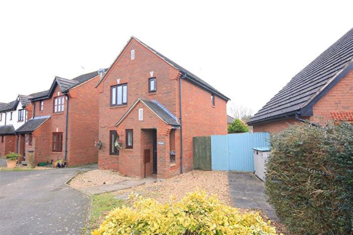 3 Bedroom Detached House For Sale In Aikman Green, Grandborough, Rugby, CV23