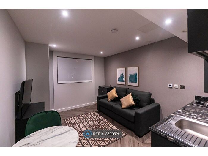 Studio To Rent In Water Street, Liverpool, L2