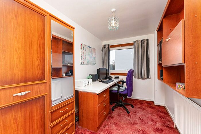 3 Bedroom Terraced House For Sale In Hailesland Grove, Edinburgh, EH14