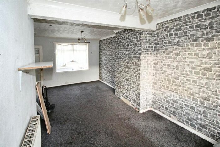 3 Bedroom Terraced House For Sale In Balerno Street, Dundee, Angus, DD4