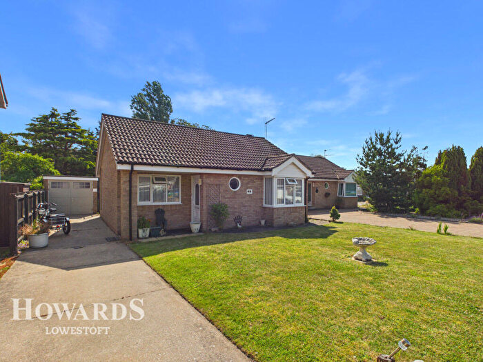 2 Bedroom Detached Bungalow For Sale In Beeching Drive, Lowestoft, NR32