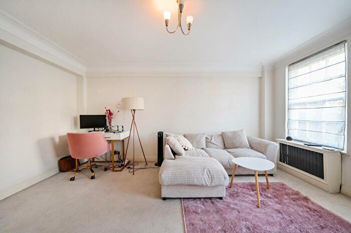 1 Bedroom Apartment To Rent In Eton College Road, Belsize Park, NW3