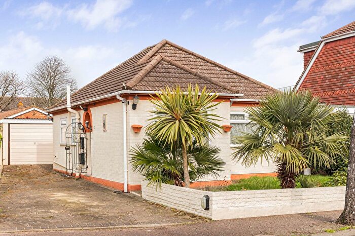 2 Bedroom Detached Bungalow For Sale In Feeches Road, Southend-On-Sea, SS2