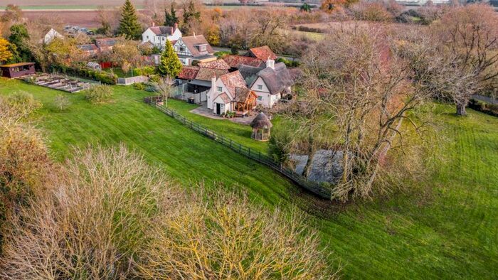 5 Bedroom Detached House For Sale In Channels End Farm, Colmworth, MK44