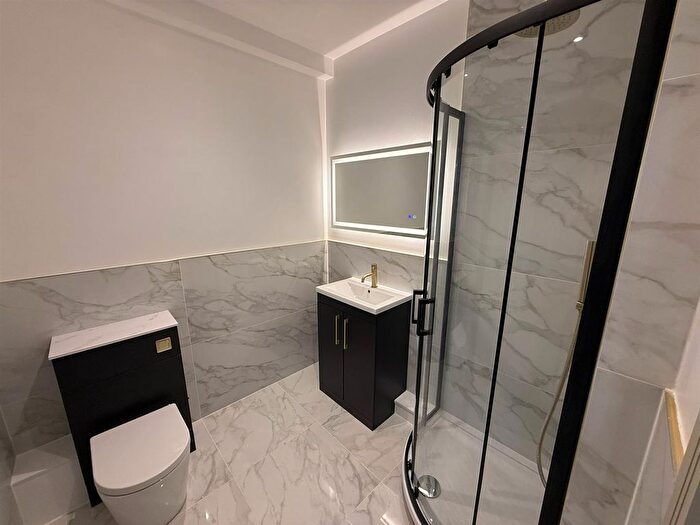 Studio To Rent In Studios, Davigdor Road, Hove, BN3