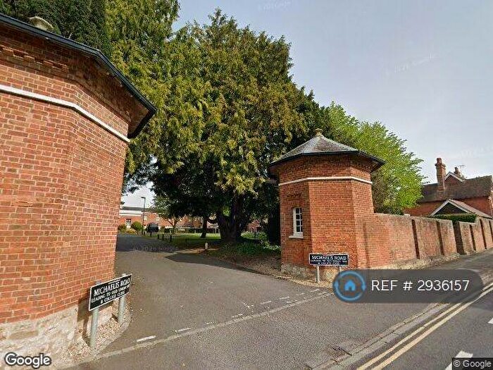 2 Bedroom Penthouse To Rent In Michaelis Road, Thame, OX9