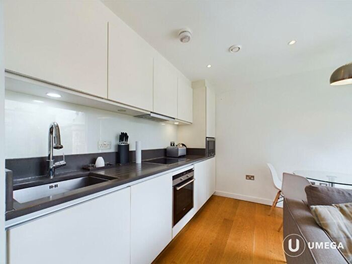 1 Bedroom Flat To Rent In Simpson Loan, Quartermile, Edinburgh, EH3