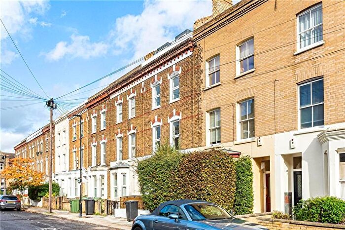 1 Bedroom Flat For Sale In Concanon Road, Brixton, SW2