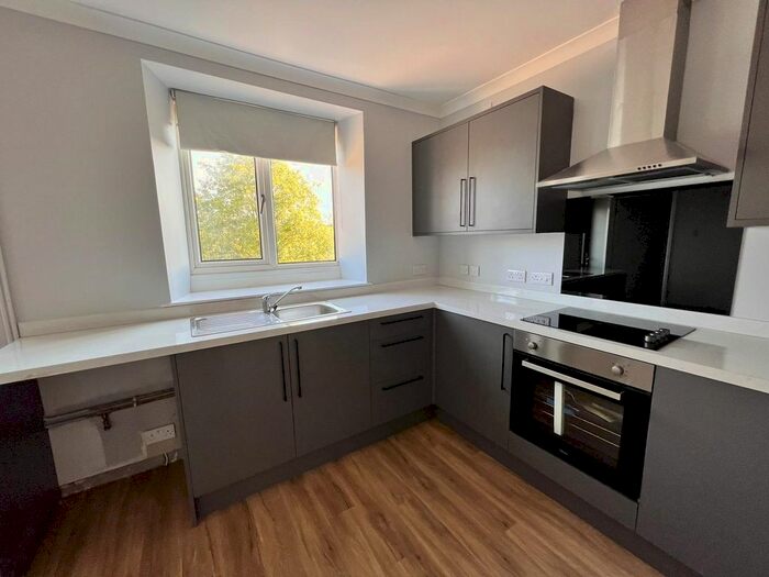 2 Bedroom Terraced House To Rent In Fforest Road, Fforest