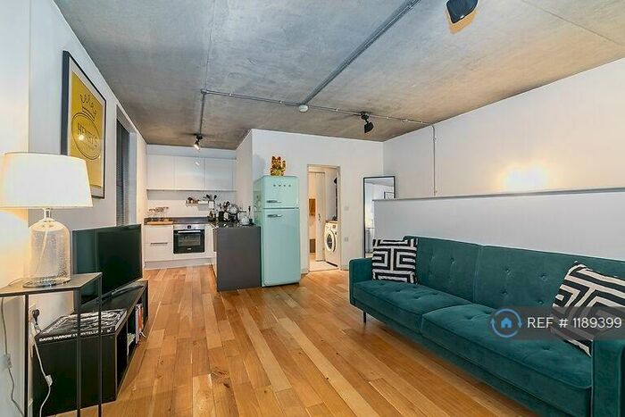 Studio To Rent In Dalston Lane, London, E8