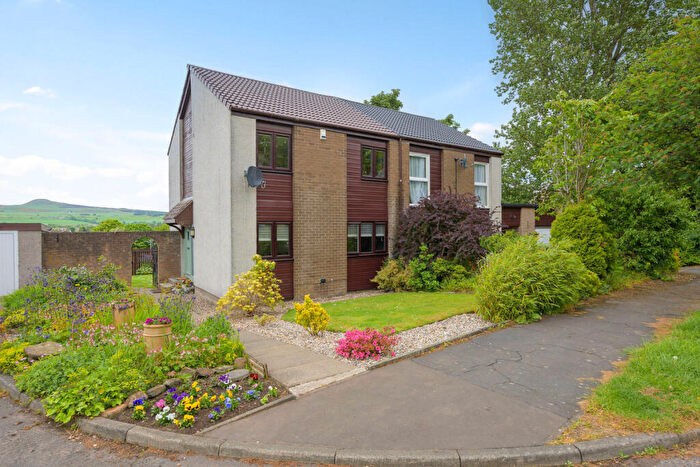 3 Bedroom Semi-Detached House For Sale In Gleneagles Avenue, Glenrothes, KY6
