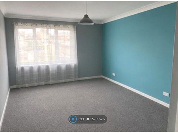 1 Bedroom Flat To Rent In Baldwin Avenue, Scunthorpe, DN16
