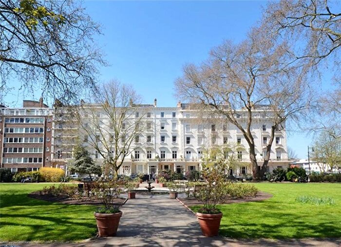 2 Bedroom Flat To Rent In St. Georges Square, London, SW1V