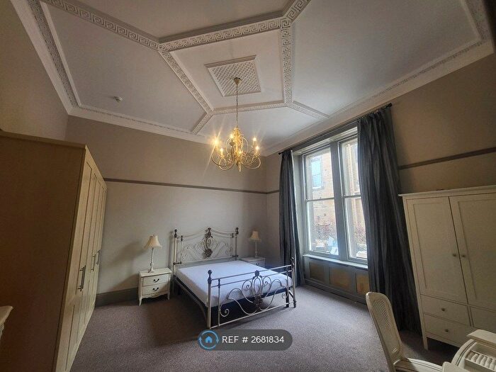 1 Bedroom Flat To Rent In Ettrick Road, Edinburgh, EH10