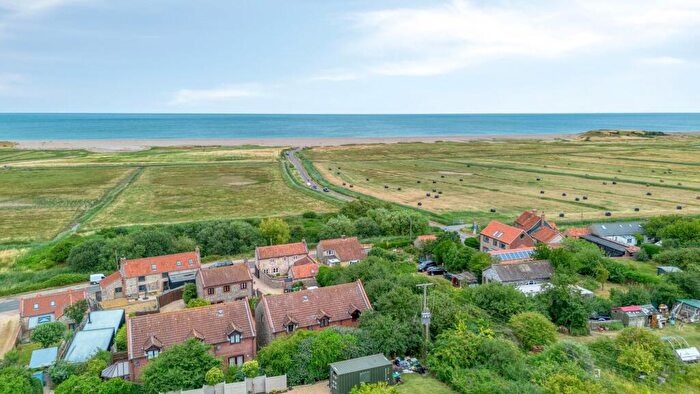 2 Bedroom End Of Terrace House For Sale In Charming Chain Free Brick-and-Flint Coastal Cottage In Salthouse, NR25