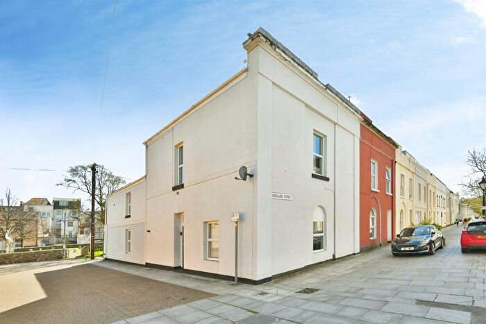 3 Bedroom Maisonette For Sale In Adelaide Street, Stonehouse, Plymouth, PL1