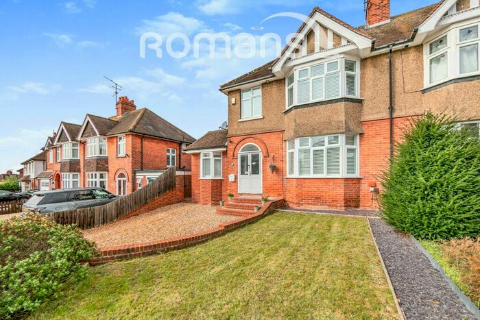 4 Bedroom Semi-Detached House To Rent In Winser Drive, RG30