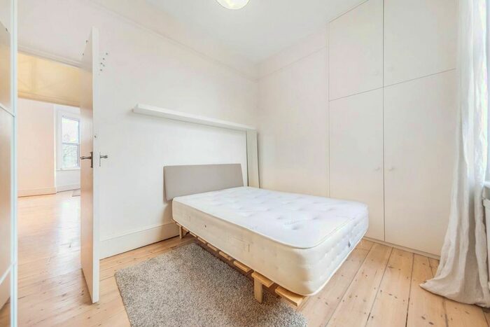 1 Bedroom Flat To Rent In Tierney Road, Streatham Hill, London, SW2